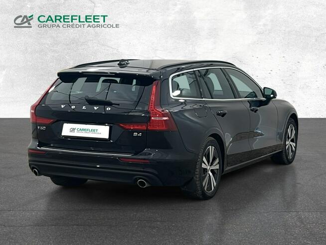 Volvo V60 B4 D Momentum Pro aut Kombi