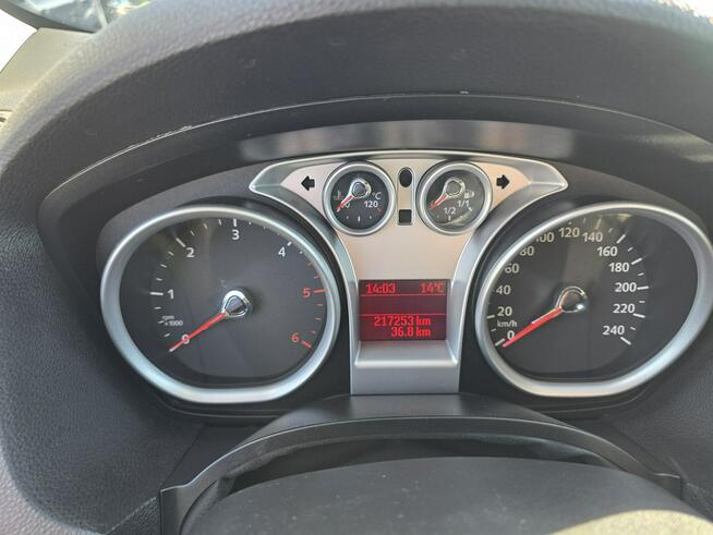 Ford Kuga 2.0 140ps PDC Kliamtronic Alusy 17 PanoramaDach Gwarancja