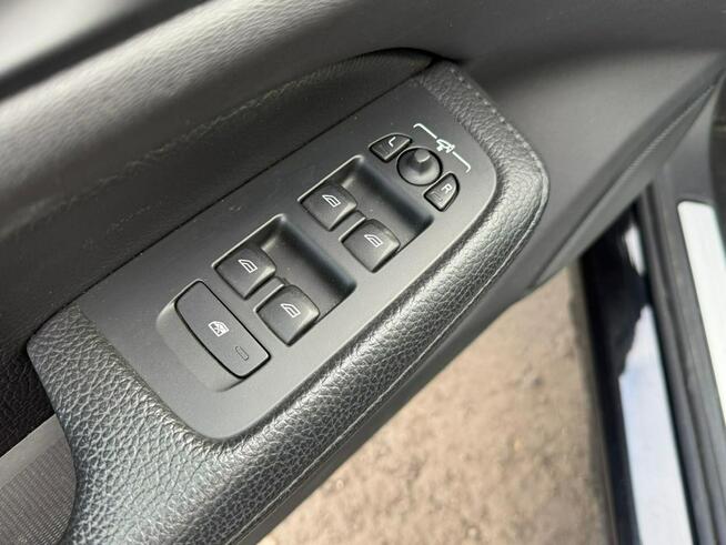 Volvo V60 Cross Country Pro*Bowers&Wilkins*Panorama*AWD*Kamera360*VirtualCocpit*FullLed*HeadUP