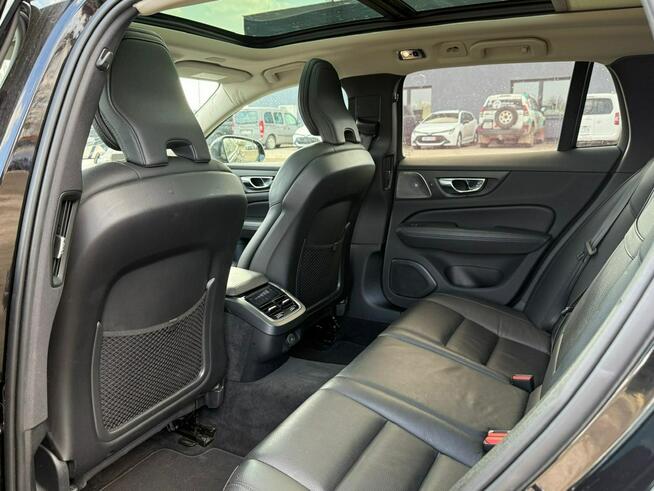 Volvo V60 Cross Country Pro*Bowers&Wilkins*Panorama*AWD*Kamera360*VirtualCocpit*FullLed*HeadUP