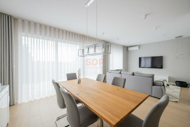 Dom Radomierzyce gm. Siechnice, Różana