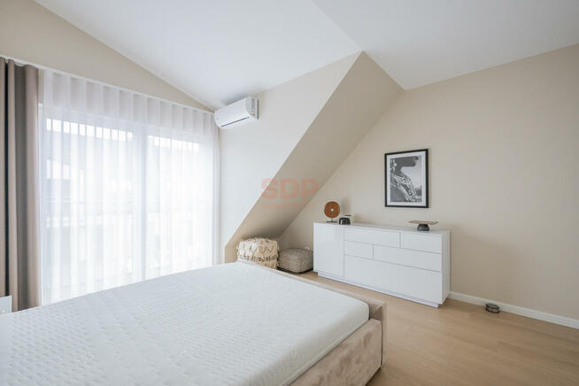 Dom Radomierzyce gm. Siechnice, Różana