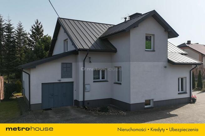 Przestronny dom na sprzedażŻelków-działka 3363 m²