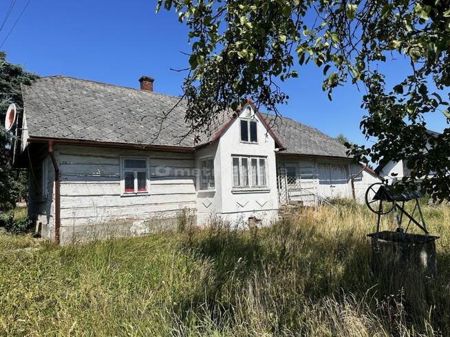 Dom z bala koło Rymanowa