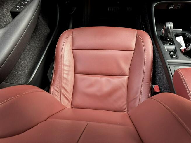 Volvo XC 40 2.0D D3 150KM Skóry Wzorowe Niski Przebieg Full LED