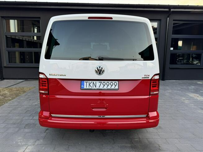 Volkswagen Multivan 2.0TDI 204KM 4Motion DSG Special Edition Bulli Biało-Czerwony