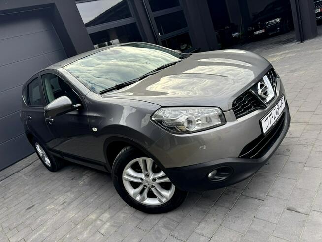 Nissan Qashqai 1.6i 117KM Acnta Climatronic czujniki PDC Alufelgi