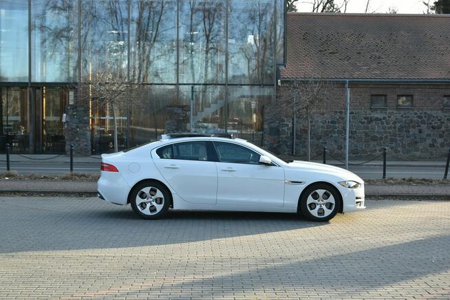 Jaguar XE 25T 2.0T 250KM 2018r. Skóra Panorama