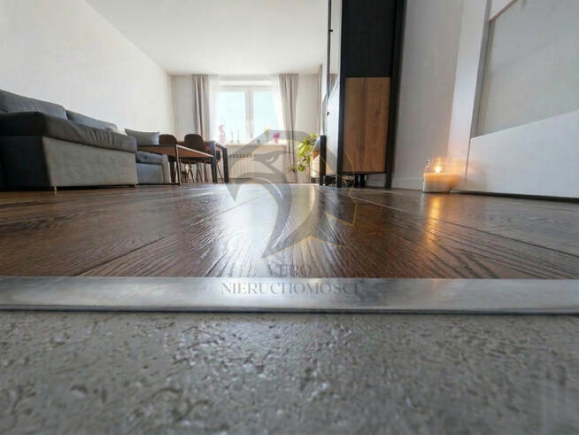 Licencja na luksus. Dwupokojowa baza agenta