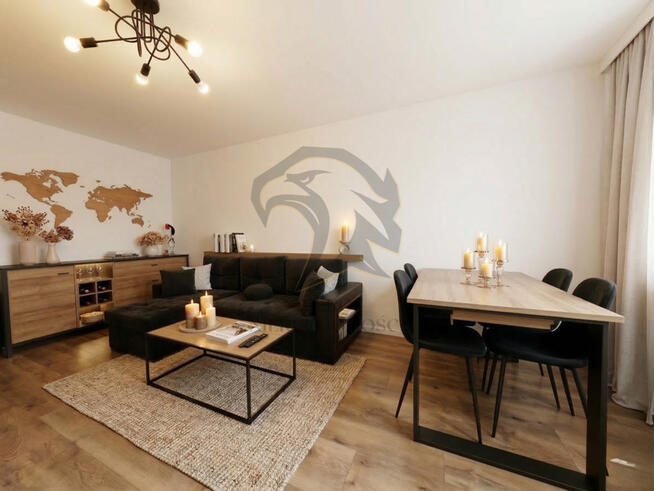 Licencja na luksus. Dwupokojowa baza agenta