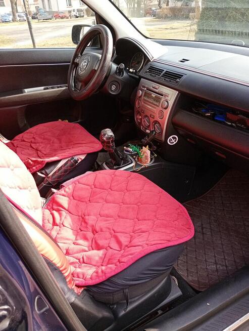 Mazda 2 dy benzyna 1,4 16 v 80 Km bdb stan