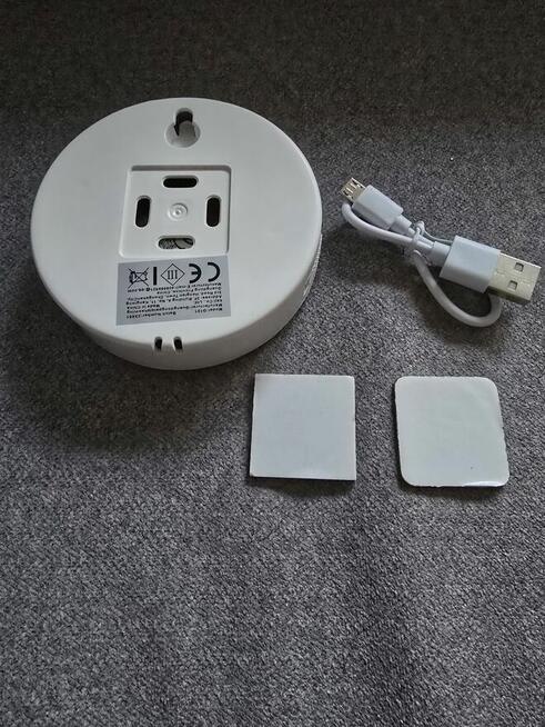 Lampka nocna z czujnikiem ruchu. Nowa.