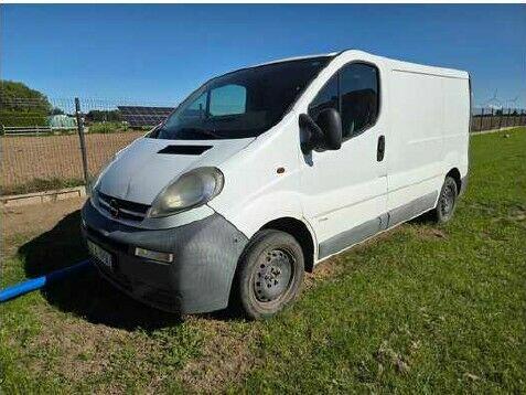 Syndyk sprzeda ruchomości - sprzęt elektroniczny i samochody