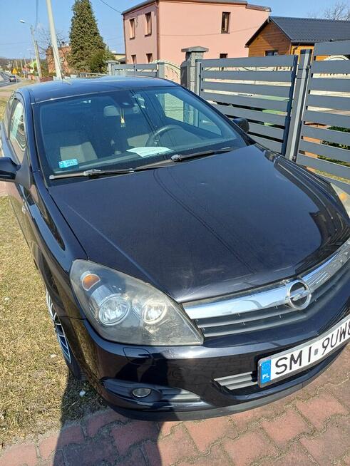Opel Astra H 1.6 GTC 2006r