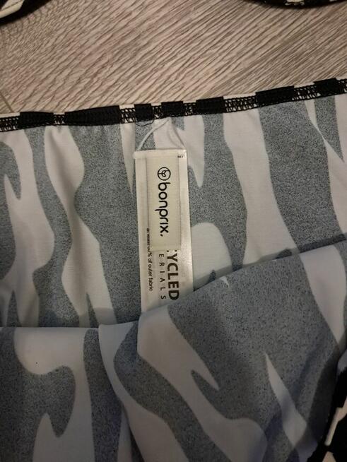 48 95D Nowy strój kąpielowy bonprix