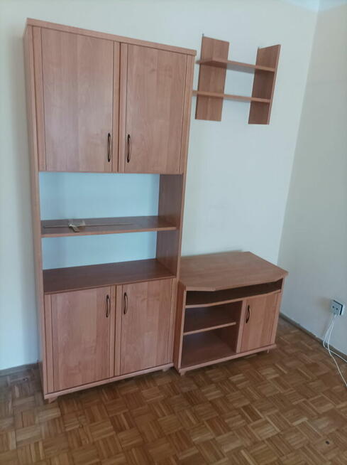 Sprzedam -biureczko uzywane pod komputer -130zl