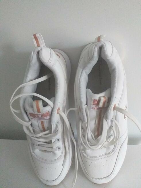 Buty damskie champion -aktualne