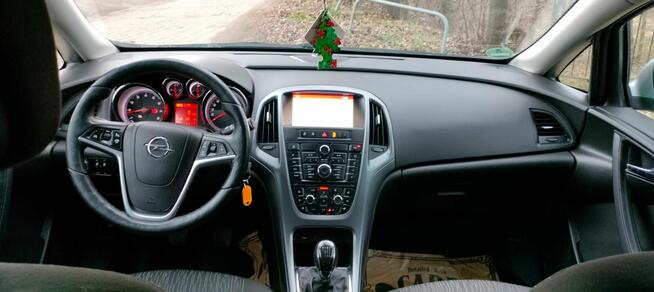 Sprzedam Opel Astra J 2015