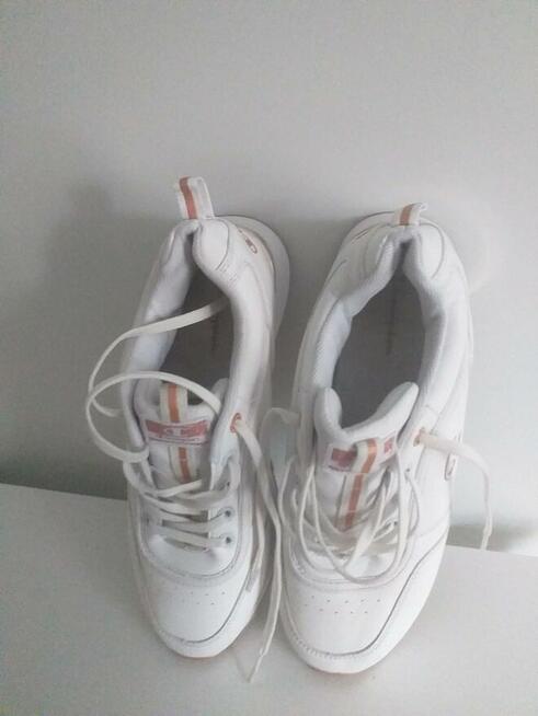 Buty damskie champion -aktualne