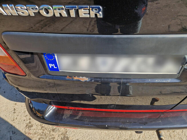 Volkswagen Transporter T5 2.5 TDI Long Brygadówka 6 osobowa