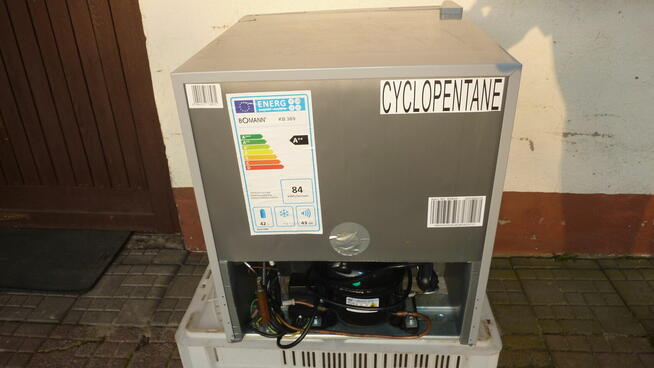 Mała lodówka Bomann KB 389 stan bardzo dobry, mało używana.