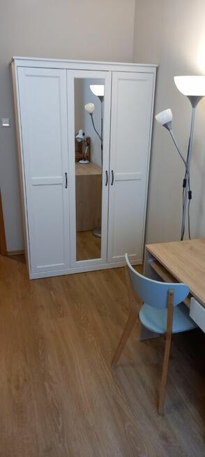 Pokój dla Dziewczyny Metro Kondratowicza