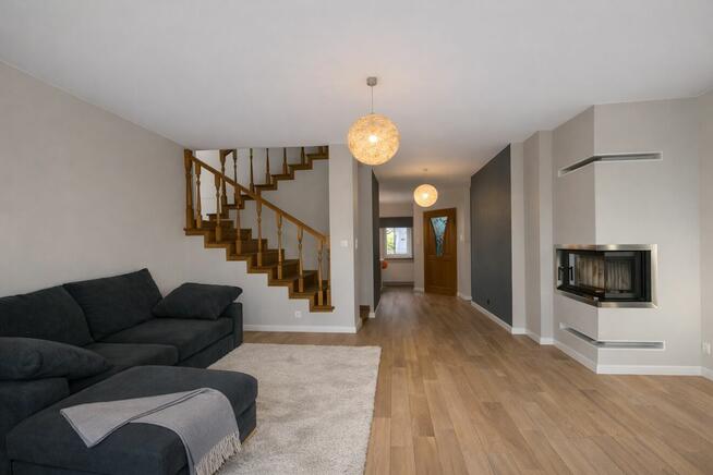 Segment 149 m² przy Kampinosie Do Wejścia | 7 pokoi | garaż