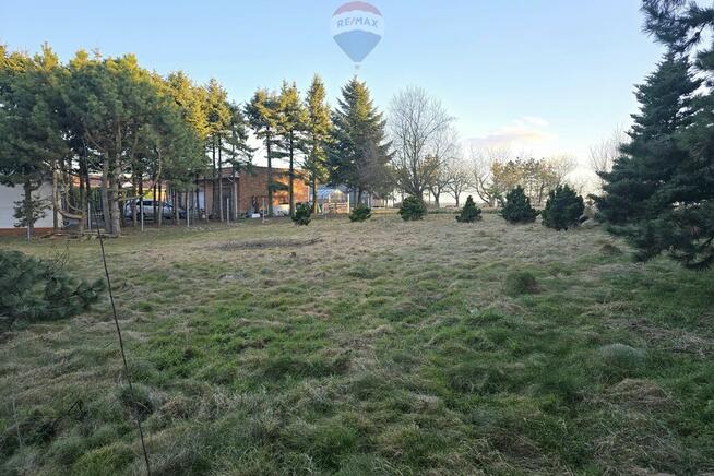 Mrowino, działka mieszkaniowo-usługowa w centrum