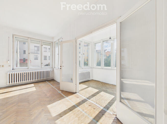 Wyjątkowe mieszkanie w kamienicy z ogrodem.