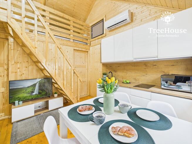 Dom rekreacyjny nad jeziorem w cichej okolicy