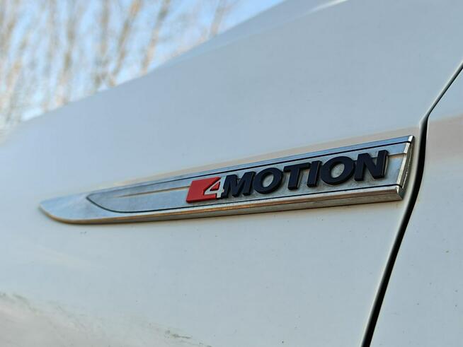 Volkswagen Passat 4motion DSG 240KM