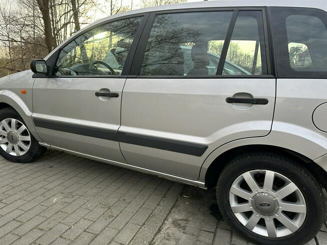 Ford Fusion Wymieniony rozrząd, klimatyzacja, parktronik, ,skórzana kierownica