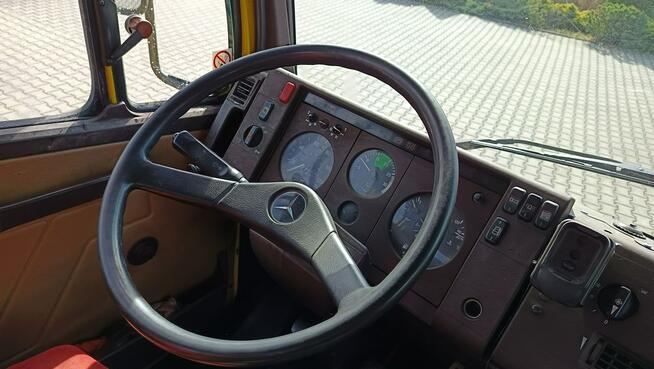 Mercedes 1317 Pomoc Drogowa, Laweta, HDS, motyl, serwis aso, vat23%