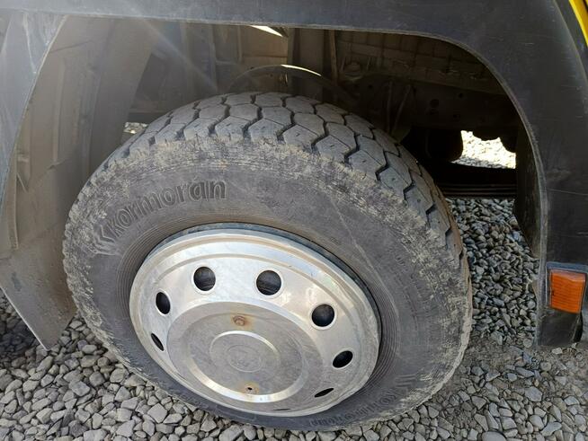 Mercedes 1317 Pomoc Drogowa, Laweta, HDS, motyl, serwis aso, vat23%