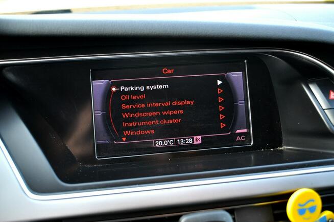 Audi A4 2.0TDI Lift Klimatronik Navi Alufelgi Parktronik