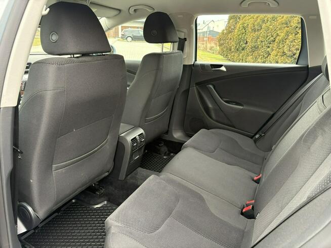 Volkswagen Passat DSG * Serwisowany * Podg. Fotele * Navi * Kamera * Zadbany * Oryg. Prz