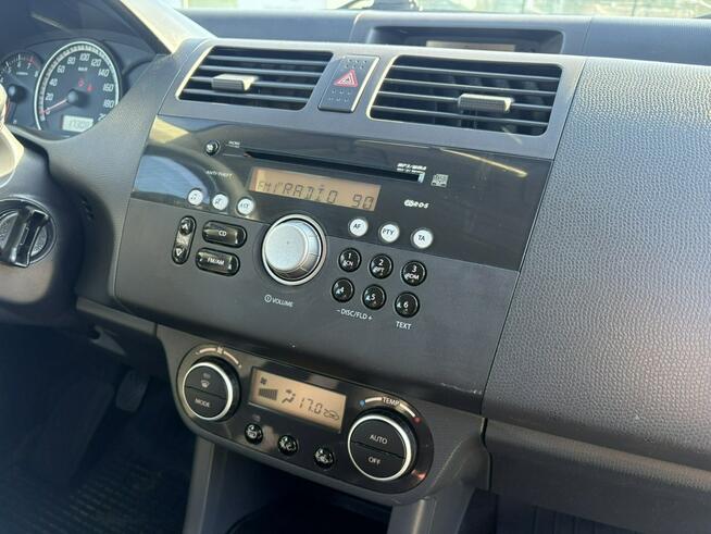 Suzuki Swift Serwisowany * Nowe Sprzęgło * Klimatyzacja aut. * Oryg. Przebieg *