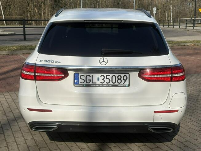 Mercedes E 300 Serwisowany * Oryg. Przebieg * 300de Plug-IN * Front Assist * Navi *