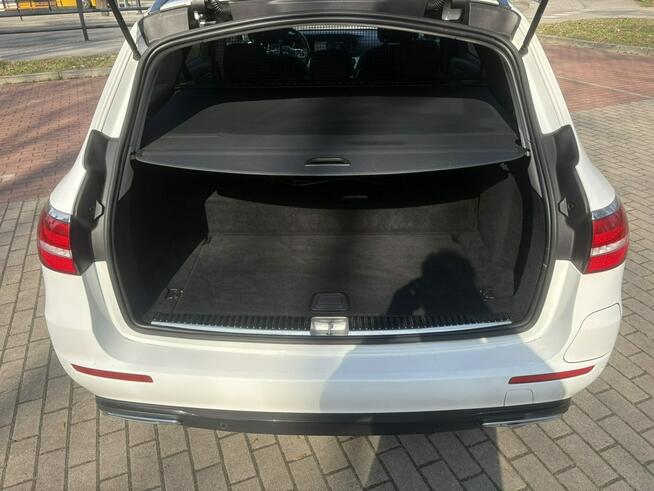 Mercedes E 300 Serwisowany * Oryg. Przebieg * 300de Plug-IN * Front Assist * Navi *