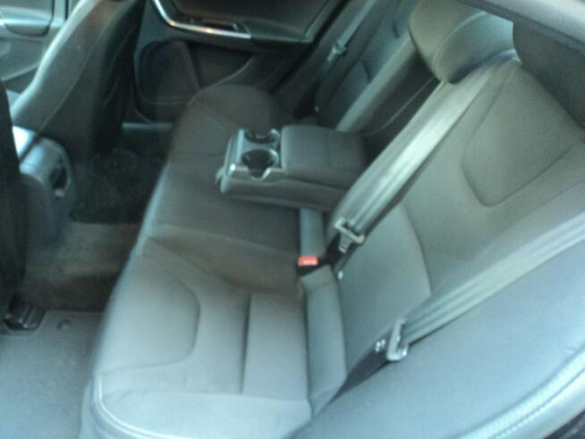 sprzedam ładne VOLVO S-60 z18r 2.0 B