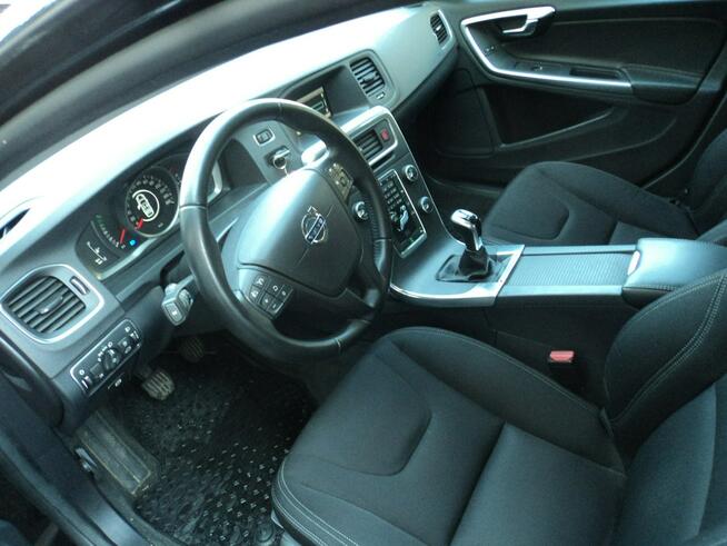 sprzedam ładne VOLVO S-60 z18r 2.0 B