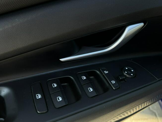 Hyundai Elantra 1.6MPI 123KM automat CVT Smart Salon Polska Gwarancja FV23%