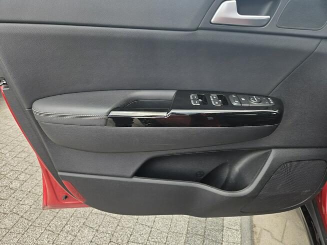 Kia Sportage 1,6 GDI 132KM 6MT / Black Edition / Serwisowany / FV23%