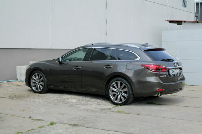 automat, skórzana tapicerka, kamery 360 , head up, aktywny tempomat