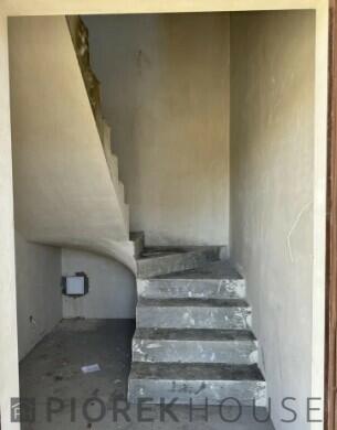 5-pokojowe mieszkanie w Markach