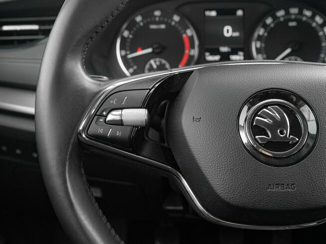 Škoda Octavia 1.5 TSI Ambition Cz.park Podgrz.f K.cofania LED Salon PL VAT 23%