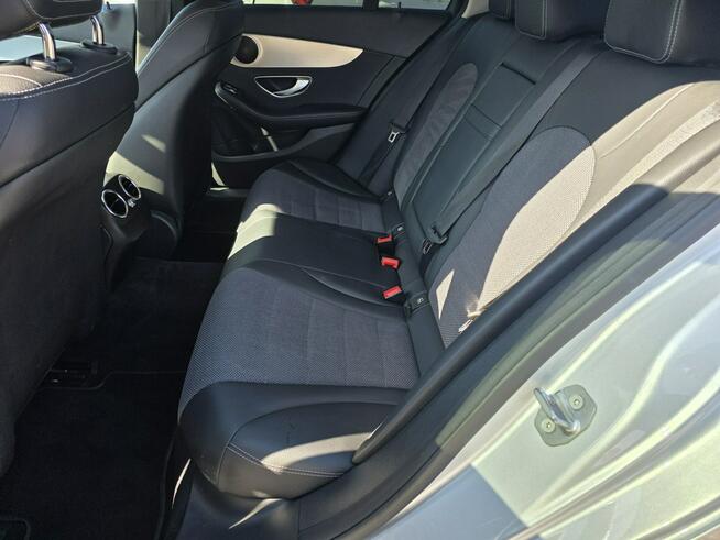 Mercedes C 180 1.6 155ps Benzyna Xenon Full Led Navi Automat Alusy 19 Gwarancja