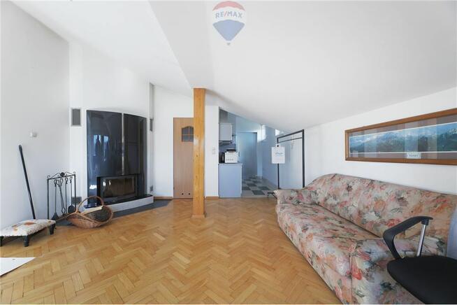 Budynek usługowo-mieszkalny 760m2+garaż