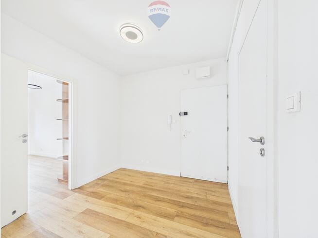 5-pokojowe mieszkanie z dużym tarasem i garażem