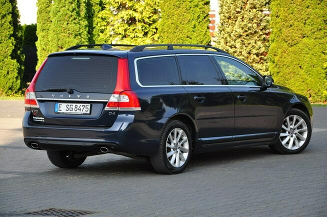 Volvo V70 2,0D 181KM Xenon Navi Skóry El.Klapa Alufelgi El.Fotele Serwis z DE !!